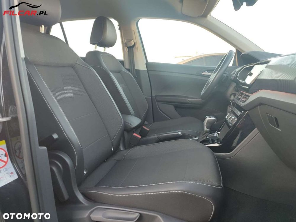 Volkswagen T-Cross - 22