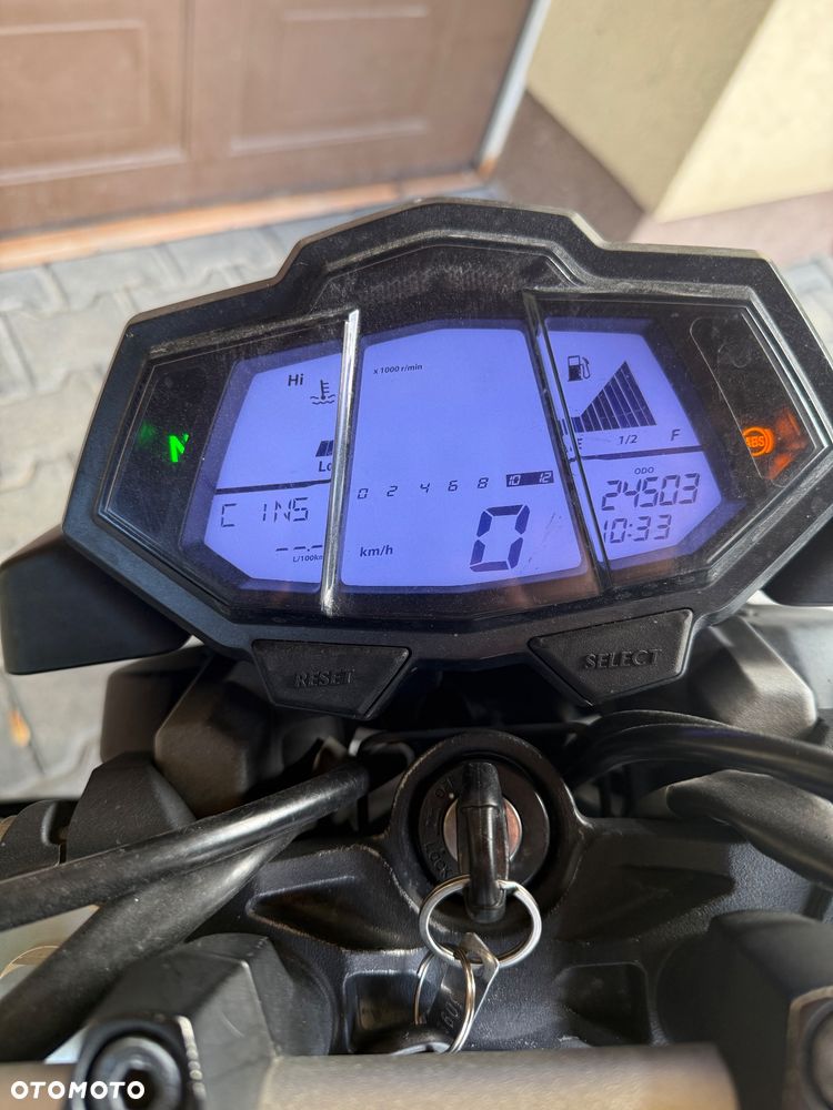 Yamaha MT - 26