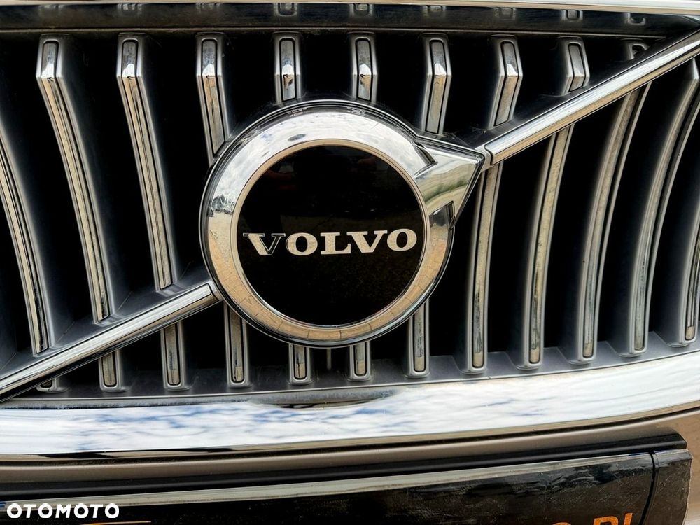 Volvo XC 90 - 11