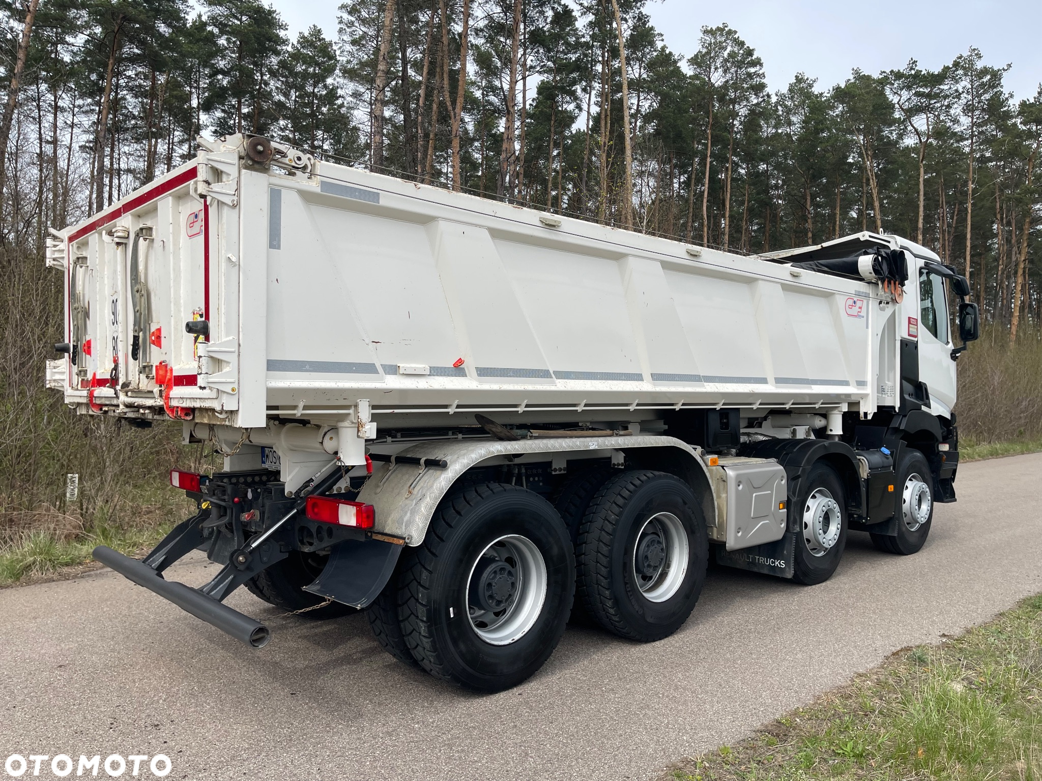 Renault Kerax - 11