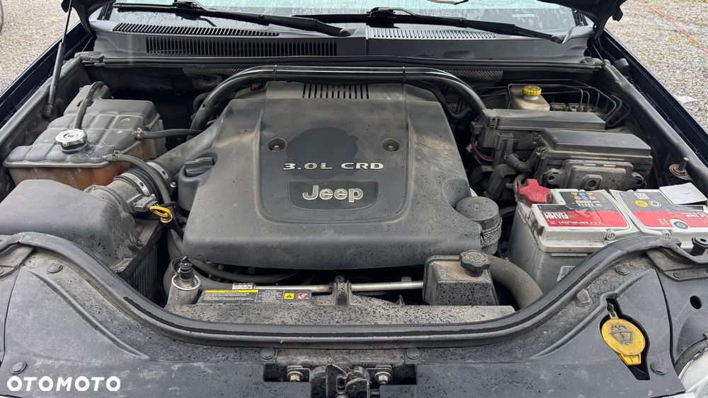 Jeep Grand Cherokee - 17