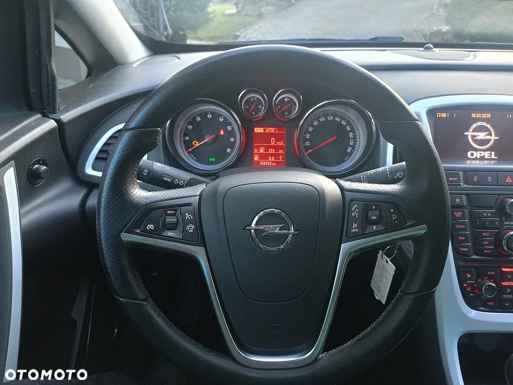 Opel Astra 1.6 Turbo Edition - 16