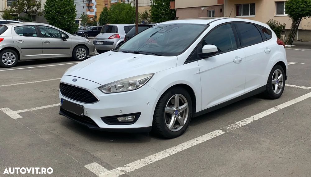 Ford Focus - 17