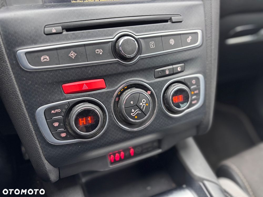 DS Automobiles DS 4 Crossback ver-bluehdi-120-eat6-stop-start-allure - 14