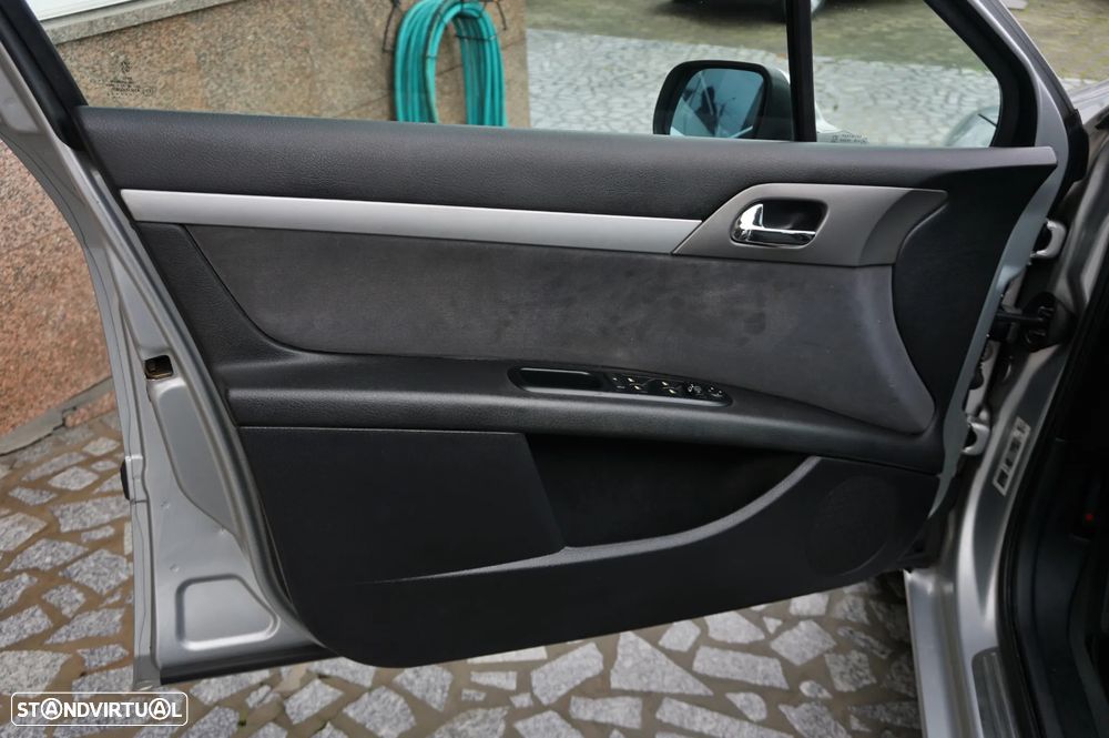 Peugeot 407 SW 1.6 HDi Premium - 10