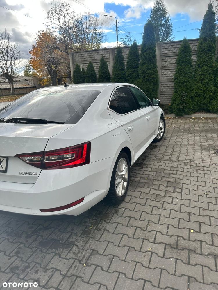 Skoda Superb 1.5 TSI ACT Ambition DSG - 3