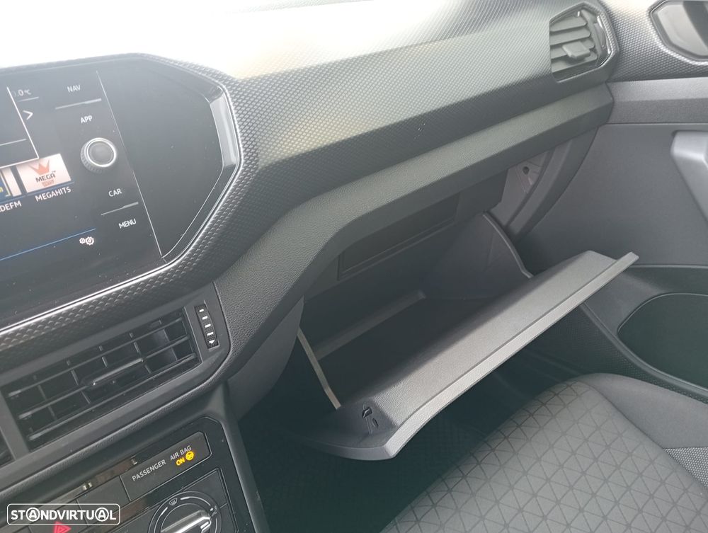 VW T-Cross 1.0 TSI Life - 12