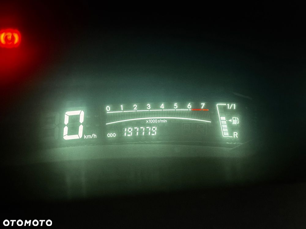 Toyota Yaris 1.0 Luna - 6