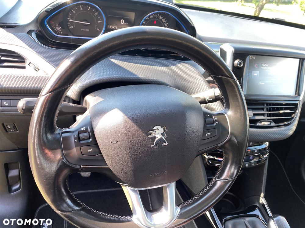 Peugeot 2008 PureTech 110 Stop&Start Urban Move - 16