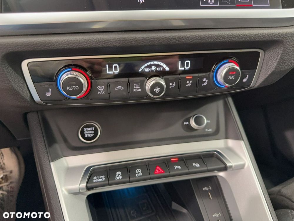 Audi Q3 - 21