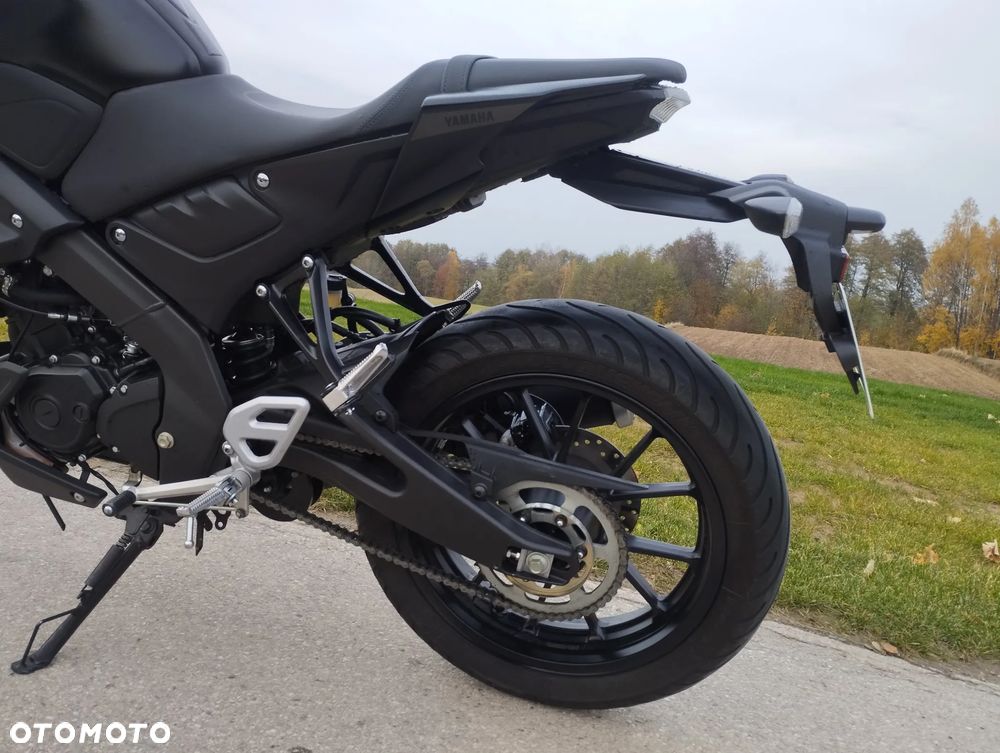 Yamaha MT - 16