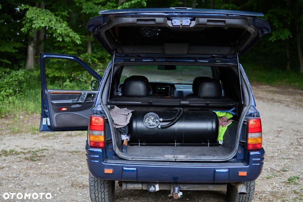 Jeep Grand Cherokee - 10