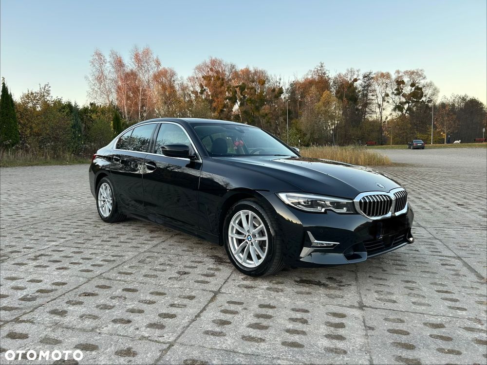 BMW Seria 3 320d MHEV Luxury Line - 4
