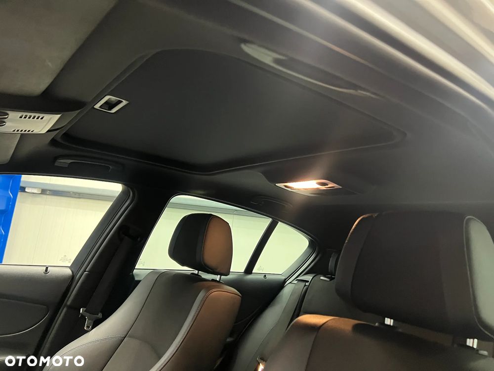 BMW Seria 1 - 32