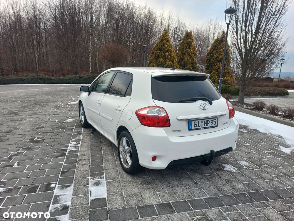 Toyota Auris 1.6 Life+ - 6
