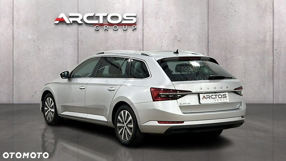 Skoda Superb 2.0 TDI SCR Style DSG - 3