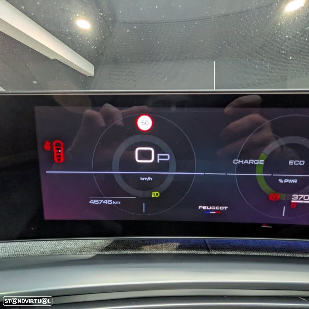 Peugeot 3008 Hybrid 145 e-DSC6 GT EXCLUSIVE - 9