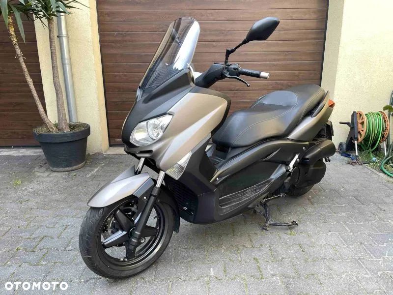 Yamaha X-max - 1