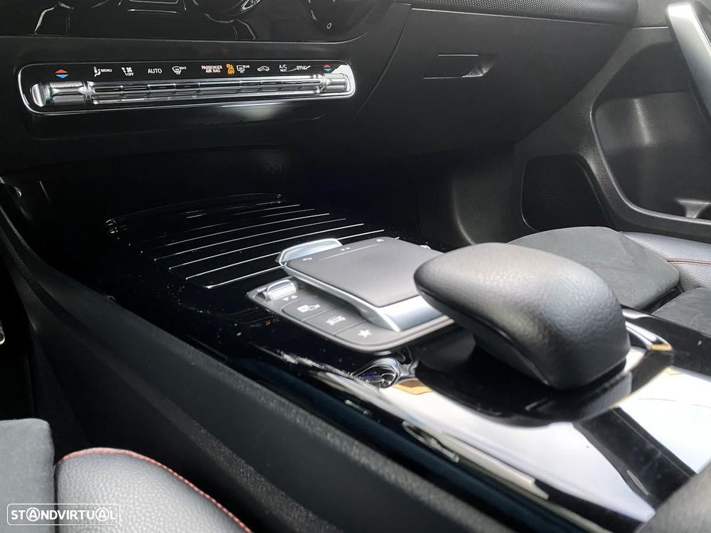 Mercedes-Benz A 180 d AMG Line Aut. - 22