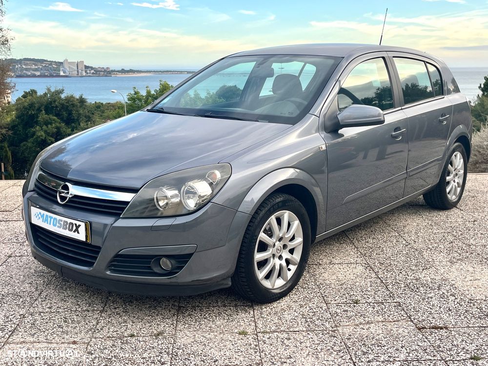 Opel Astra 1.7 CDTi Elegance - 1