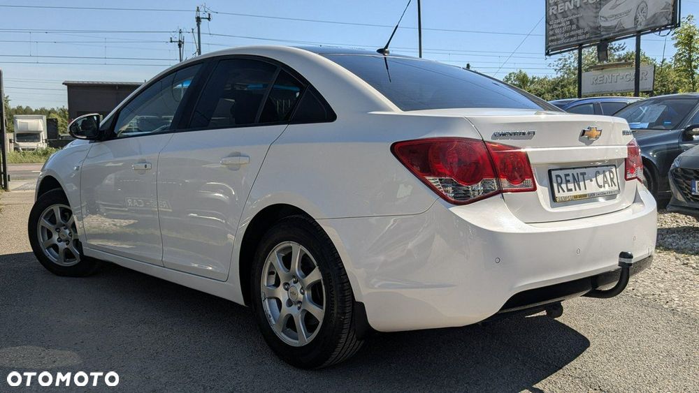 Chevrolet Cruze - 10