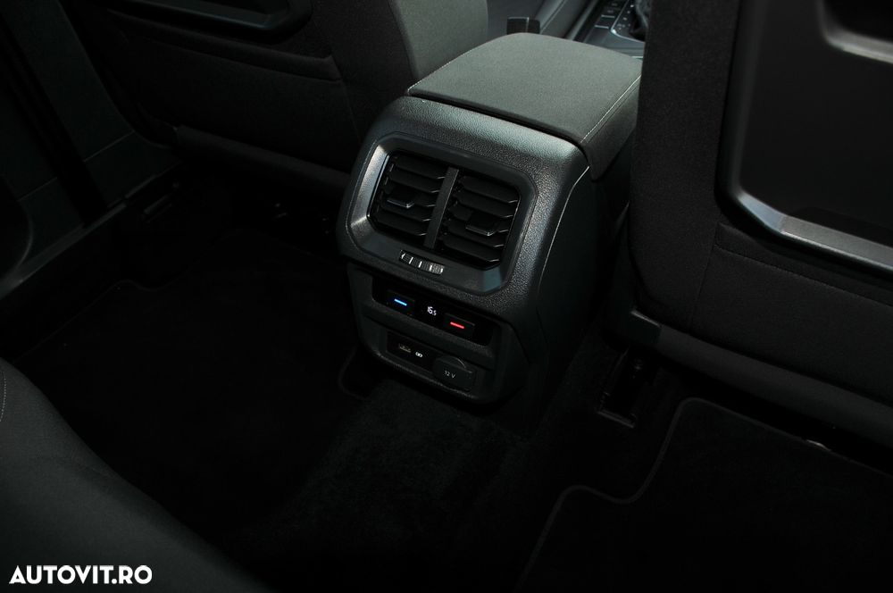 Volkswagen Tiguan - 23