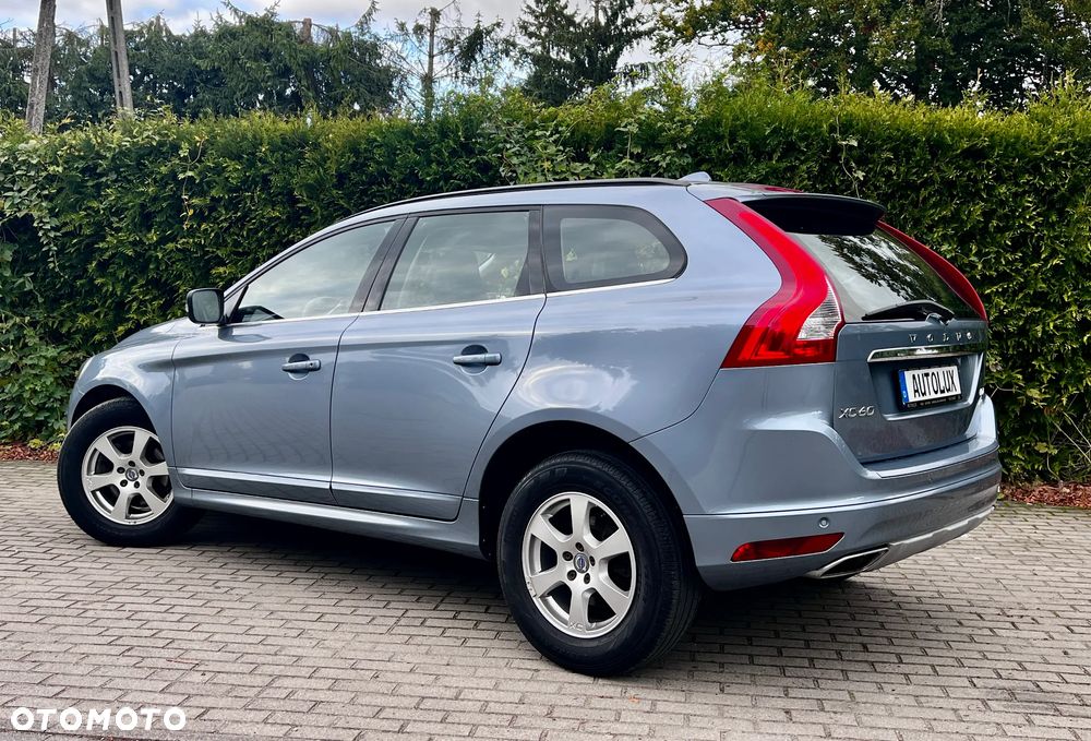 Volvo XC 60 D4 AWD Geartronic Summum - 24