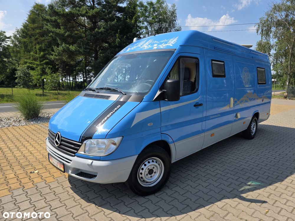 Mercedes-Benz Sprinter - 1