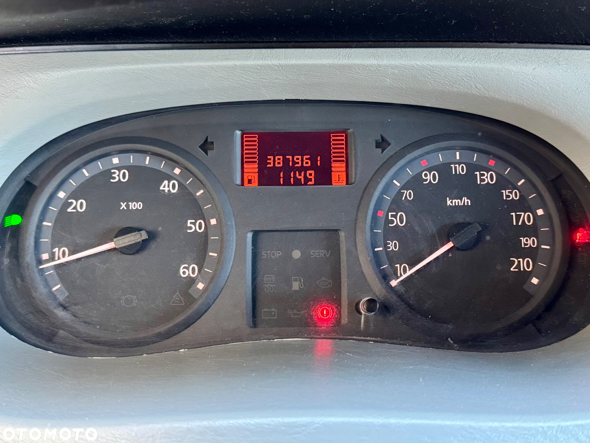 Renault TRAFIC - 19