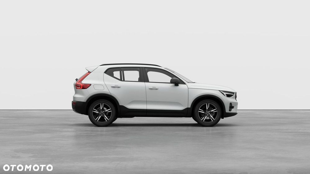 Volvo XC 40 - 3
