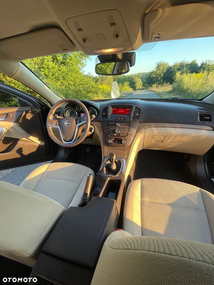 Opel Insignia 2.0 CDTI - 7
