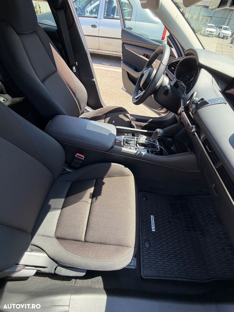 Mazda 3 e-SKYACTIV-G 150 M HYBRID DRIVE EXCLUSIVE-LINE - 33