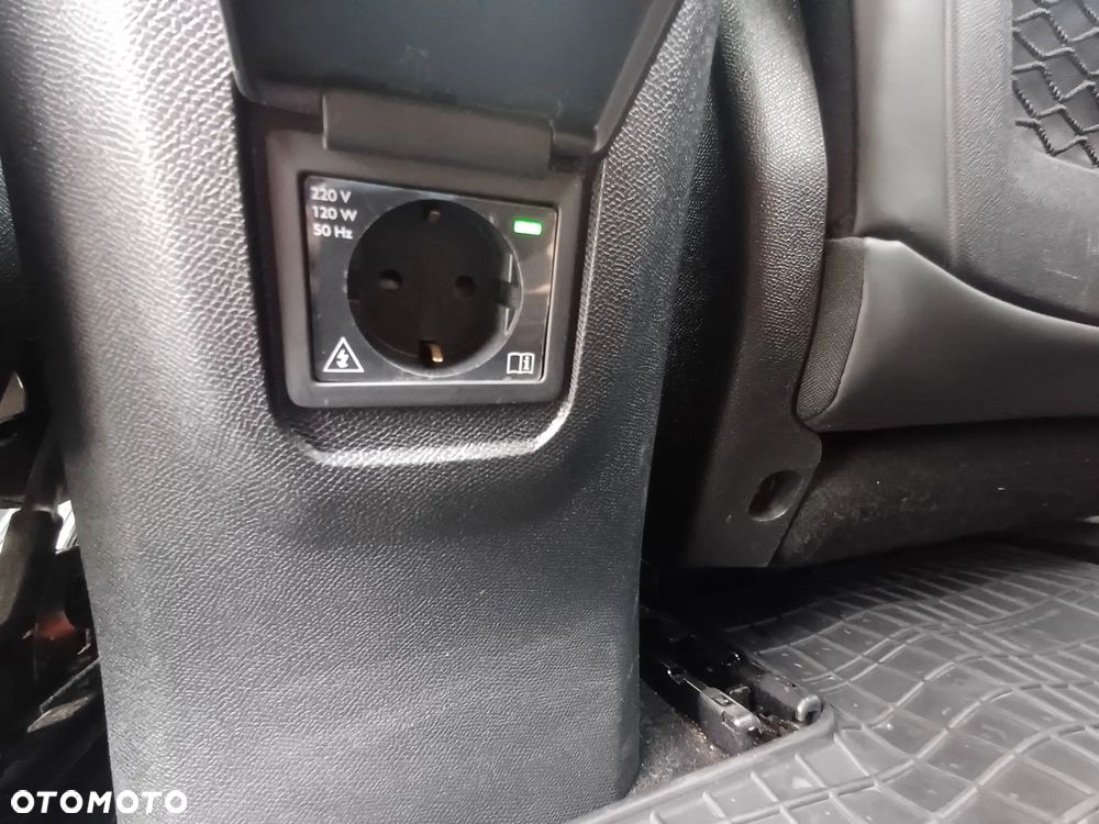 Peugeot 5008 BlueHDi 130 EAT8 GT - 26