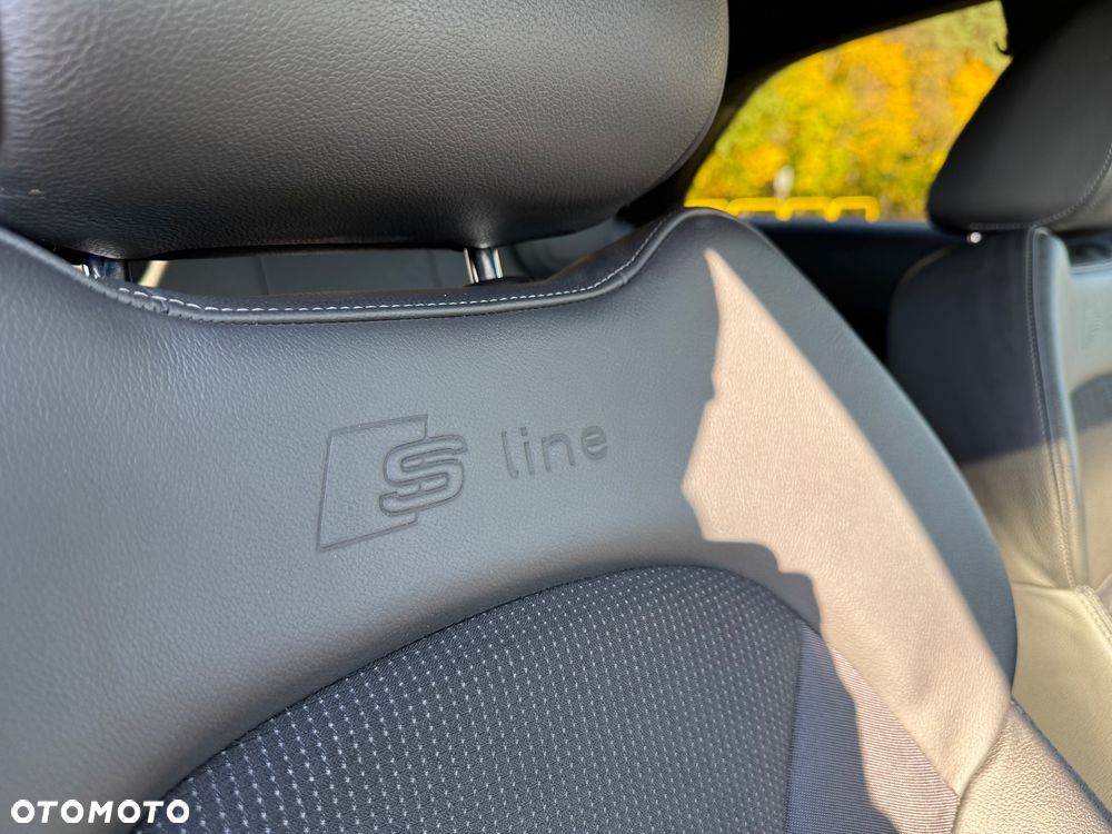 Audi A1 3-drzwiowe 1.4 TFSI S tronic S line edition m S line Sportpaket - 20