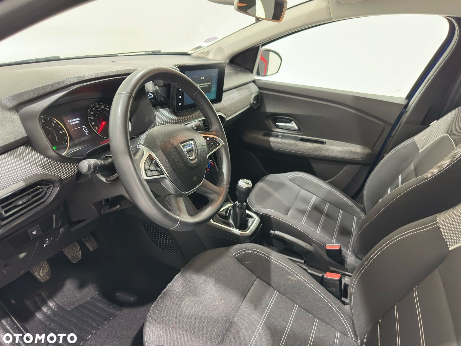 Dacia Sandero - 25
