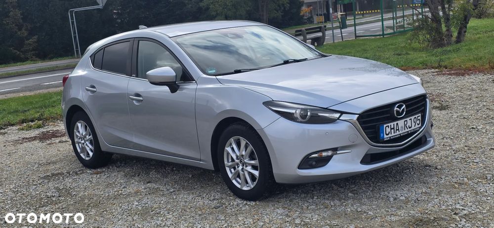 Mazda 3 2017 photo 2