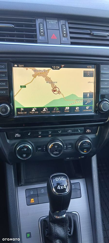 Skoda Octavia 1.8 TSI 4x4 DSG Style - 6