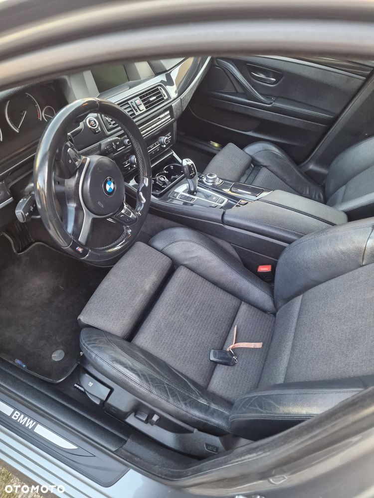 BMW Seria 5 520d - 23
