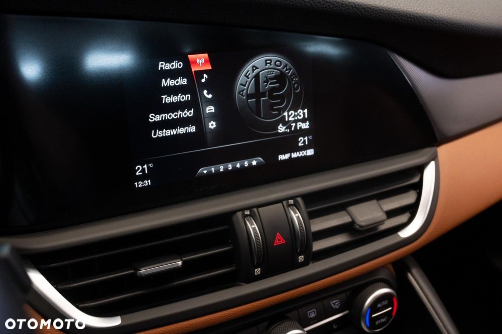 Alfa Romeo Giulia 2.0 Turbo Veloce Q4 - 17