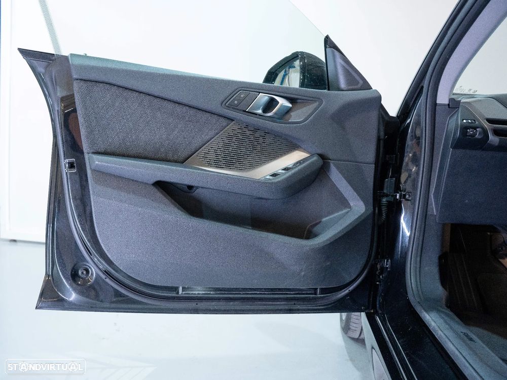 BMW 216 Gran Coupé Pack Desportivo M - 17