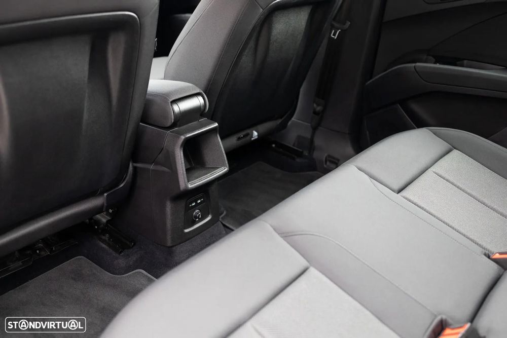 Audi Q4 e-tron 35 - 24