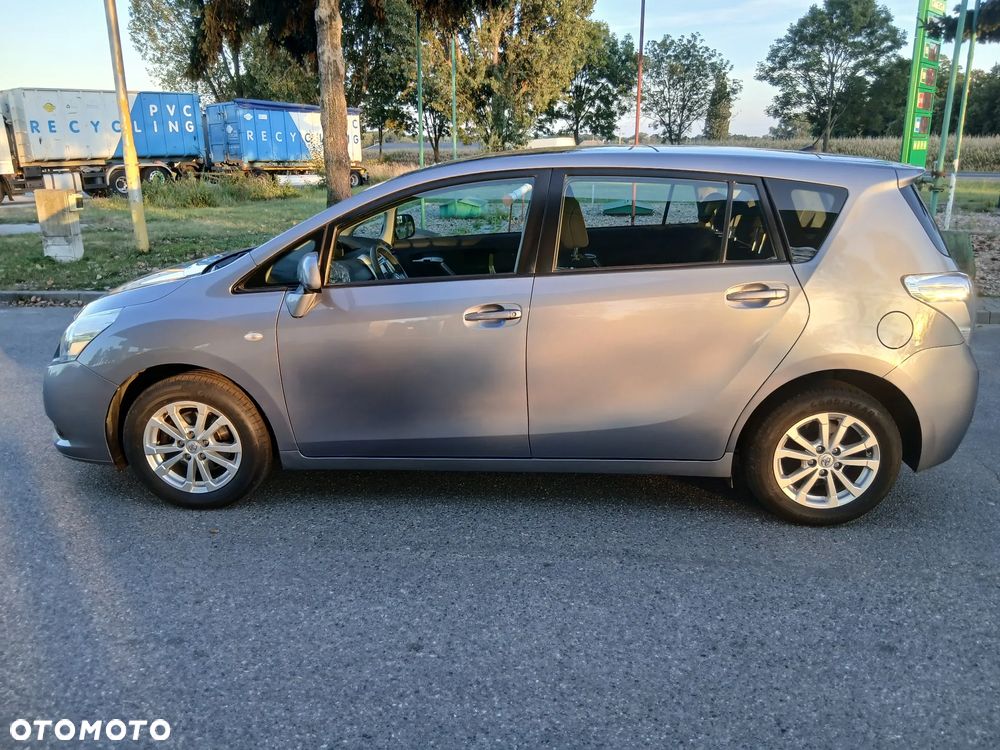 Toyota Verso 1.8 Sol plus NAVI - 9