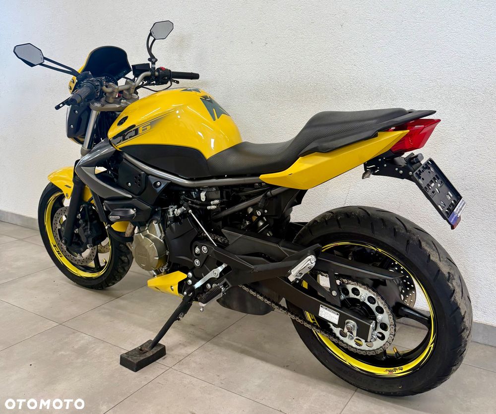 Yamaha XJ - 6