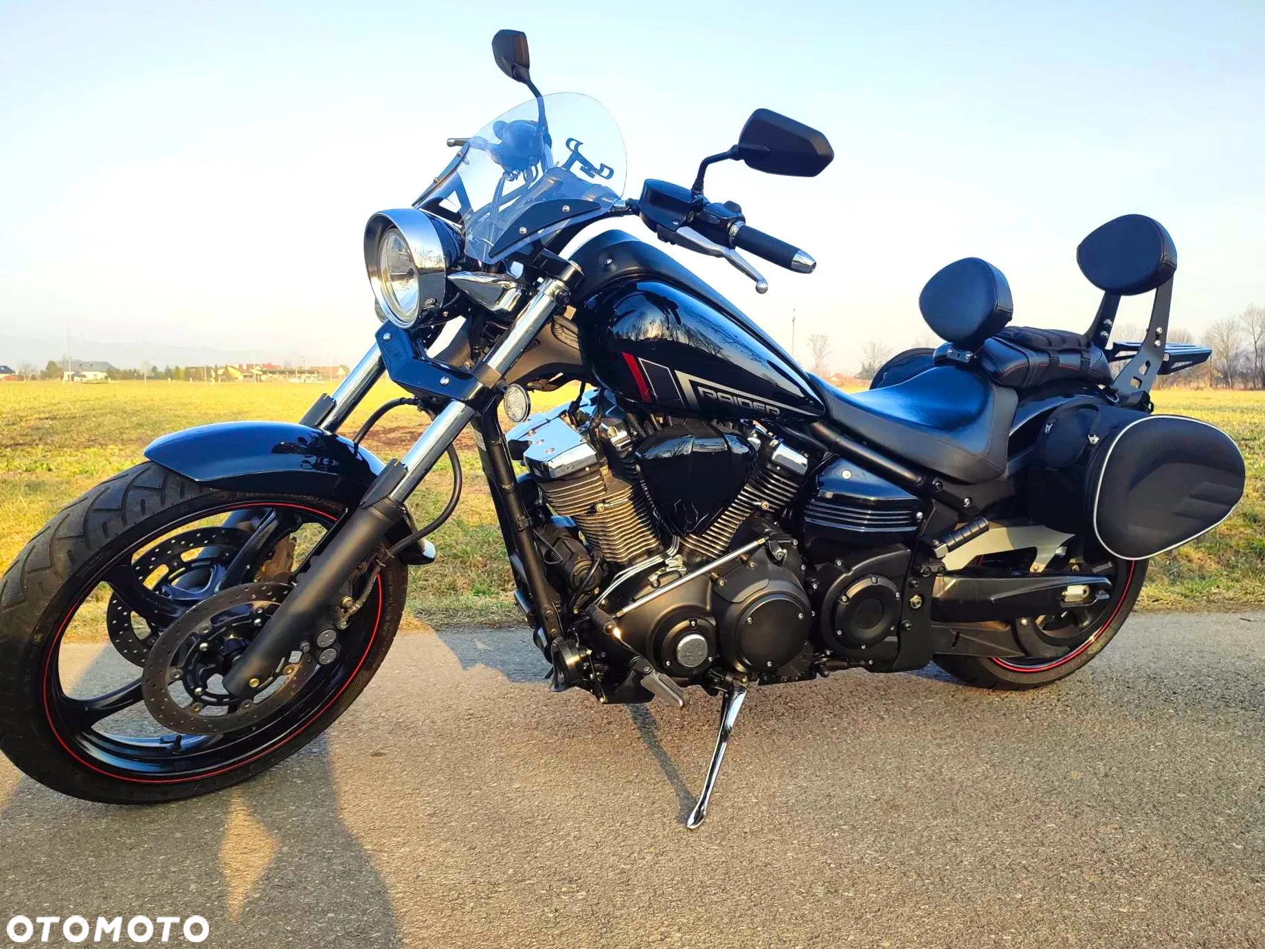 Yamaha Raider - 11