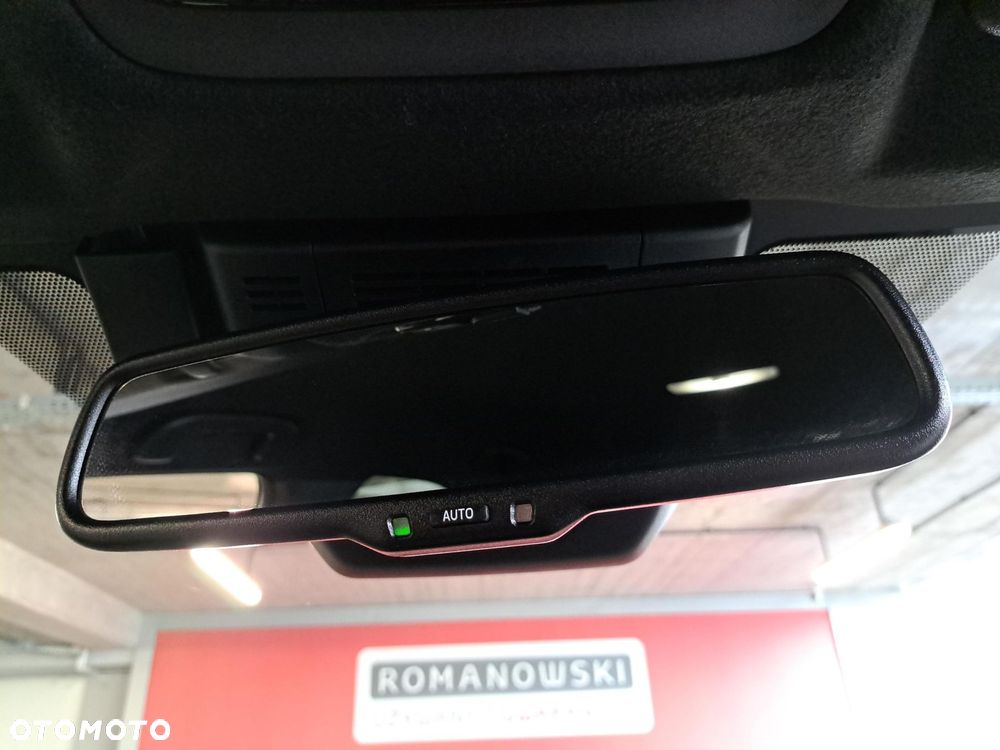 Toyota Yaris Cross Hybrid 1.5 Style - 28