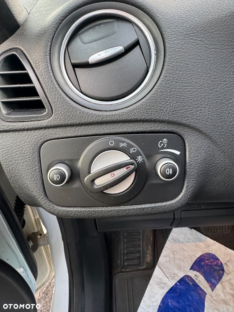 Ford Galaxy - 20