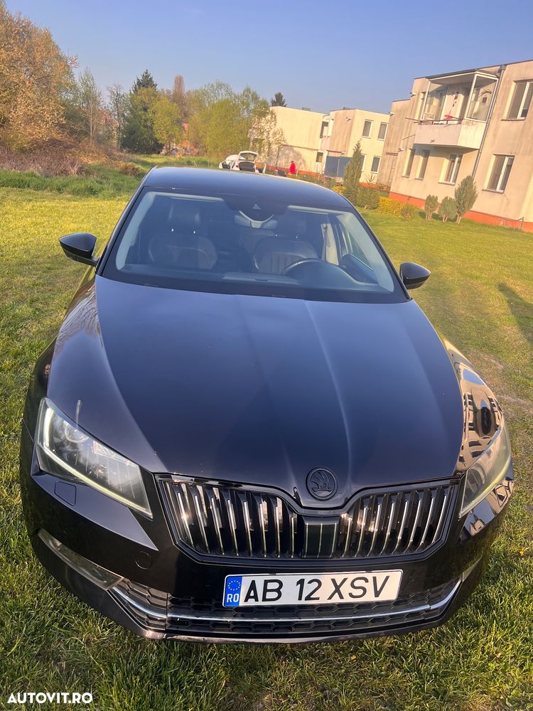 Skoda Superb 2.0 TDI DSG Style - 10
