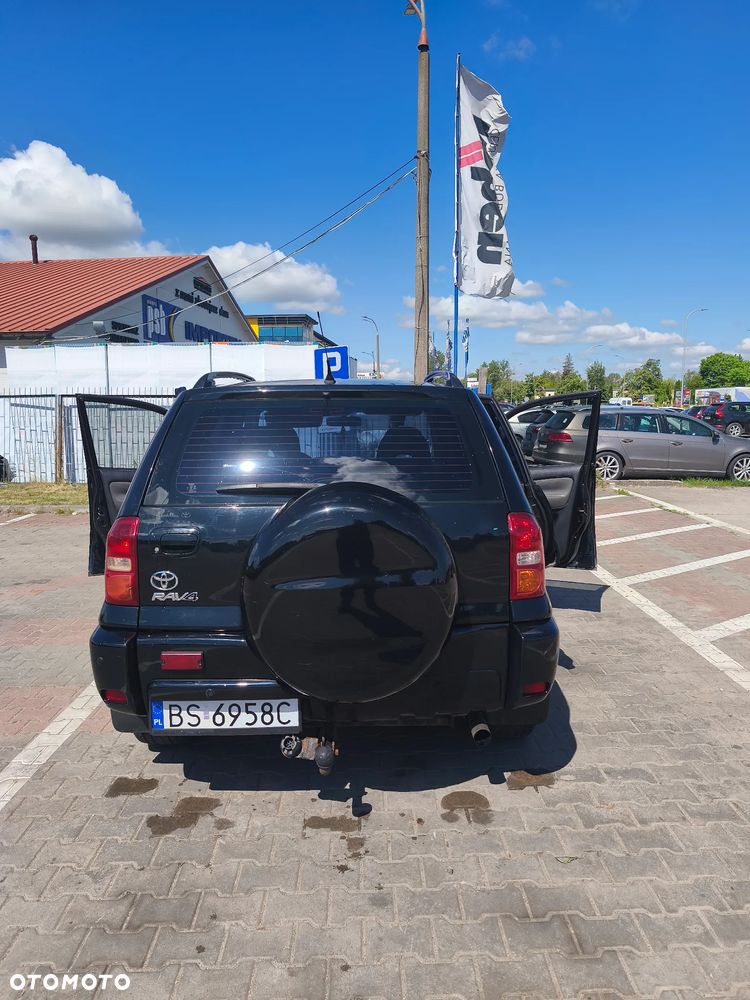 Toyota RAV4 2.0 D-4D 4x4 - 4