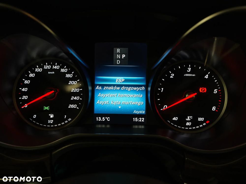 Mercedes-Benz Klasa V 300 d Avantgarde 9G-Tronic (ekstra d³) - 33