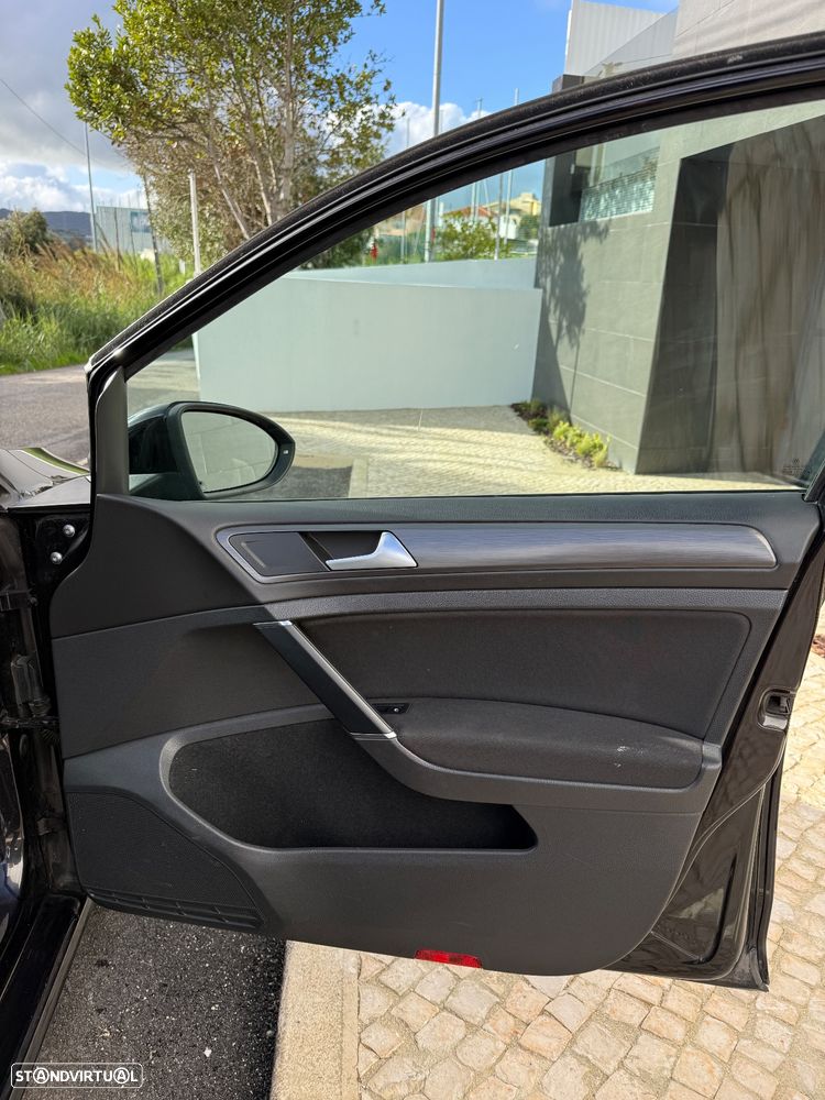 VW Golf 1.6 TDI Trendline - 23